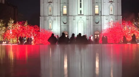 Salt Lake City mormon temple Christmas lights reflection Vídeos de archivo 59082998
