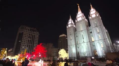 Salt Lake City mormon temple Christmas looking up Stock Footage 59083005