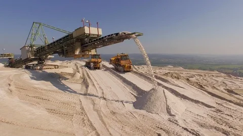 Salt mining on top of the Monte Kali Видео 116231009
