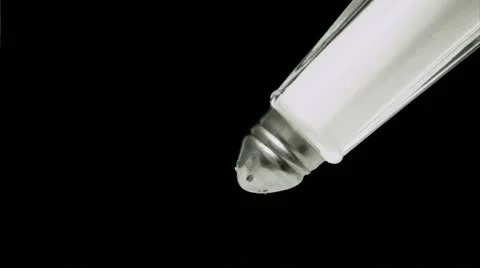 Salt in super slow motion dropping Видео 11429904
