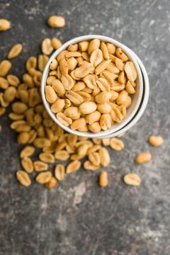 Salted roasted peanuts. Foto stock