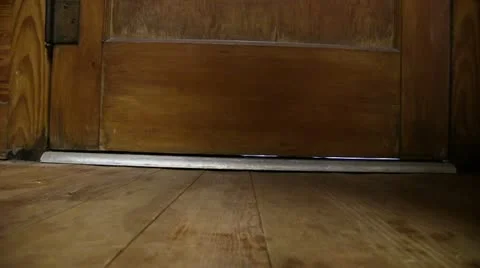 Salting the door Video stock 11830028