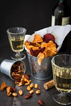 Salty vegetable chips Foto stock