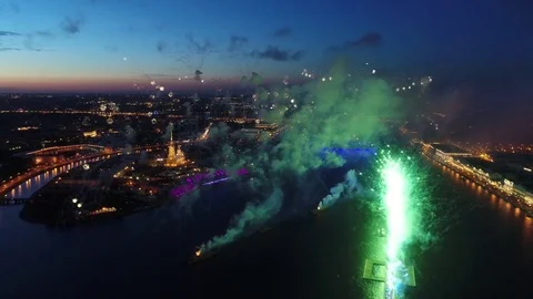 Salute Scarlet Sails.  Vídeo Stock 104166312