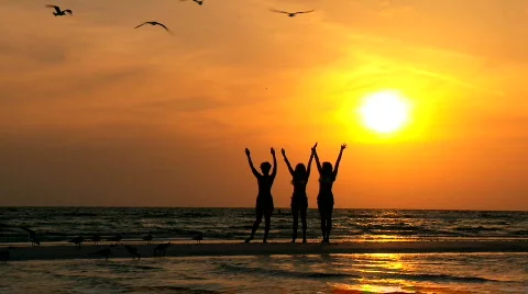 Saluting the Sunset 60FPS Stock Footage 734287