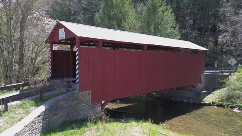 Sam Eckman covered bridge near Millville PA Vidéo 279348118