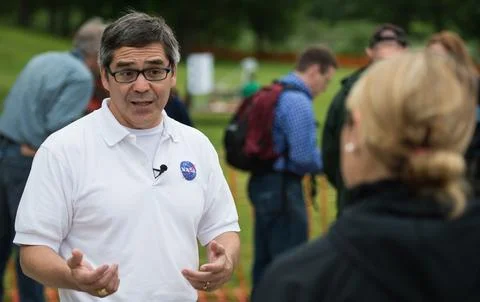 Sam Ortega, NASA program manager for Centennial Challenges, is interviewed .. 스톡 사진