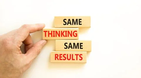 Same thinking and results symbol. Concept word Same thinking same results o.. Fotos de archivo