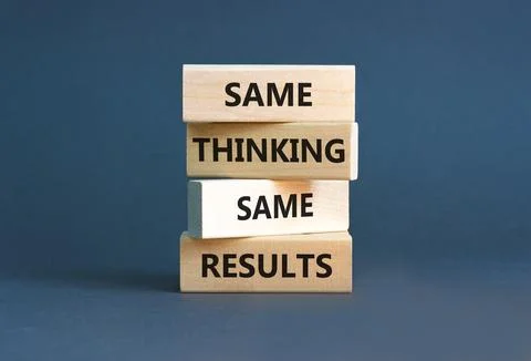 Same thinking and results symbol. Concept word Same thinking same results o.. Fotos de archivo