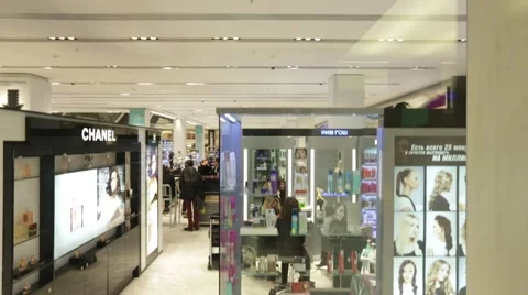 Сamera moving through the floors of the Mall. Pov. Stock Footage 45296489