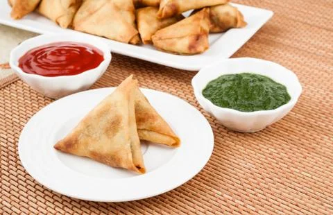 Samosa with Mint Chutney Stock Photos