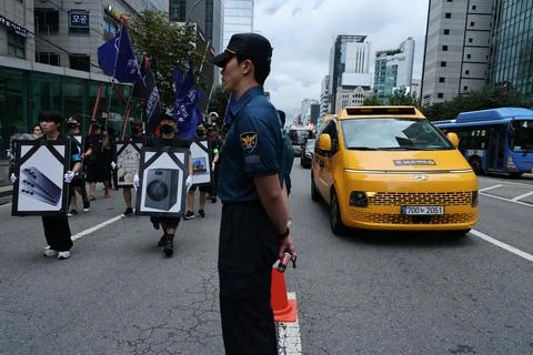Samsung Electronics workers rally for better compensation system in Seoul, Korea Foto stock