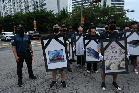Samsung Electronics workers rally for better compensation system in Seoul, Korea Foto stock