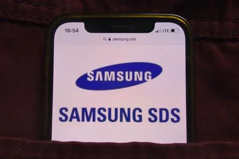 Samsung SDS Co Ltd logo on mobile phone Stock Photos