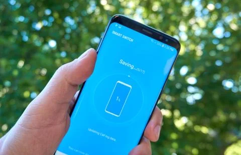 Samsung Smart Switch mobile app on Samsung s8. Photos
