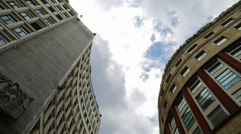 San Babila clouds and sun building timelapse Stock Footage 39952869