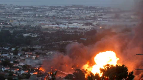 San Bruno, CA, fire in September 2010, helicopters fly by as fire rages Video stock 1002741