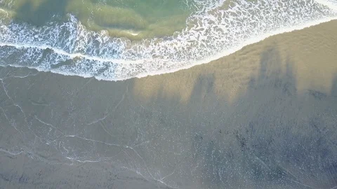 San Diego beach waves 動画素材 102531626