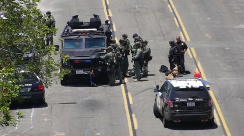 San Diego Police swat team at a scene Stock Footage
