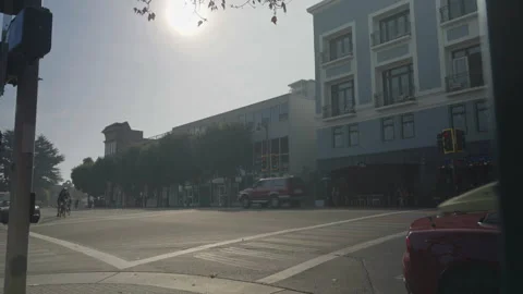 San Francisco, CA - Dec 12, 2024: Intersection with cars and cyclists Stock Footage 333578295