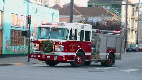 San Francisco fire engine Stock Footage 162532441
