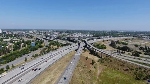 San Francisco Freeway DRONE SHOT 動画素材 76172004