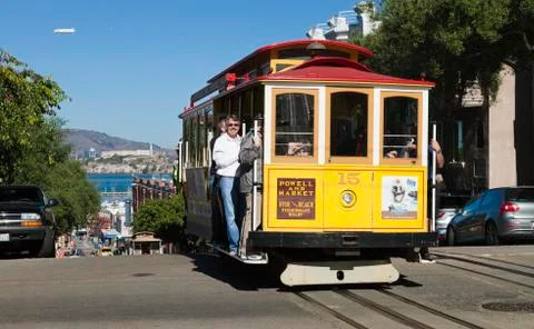 San francisco - november 3rd: the cable car tram Stock Photos
