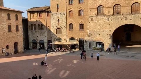 San Gimignano Stockbeeldmateriaal 131823678