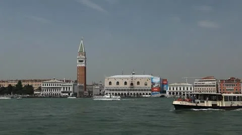 San Marco Square, St Mark's Campanile and Doge's Palace, Palazzo Ducale Stock Footage 8908160