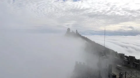 San Marino – Speedmotion Panoramic View of Historic Fortress Above Clouds Видео 342950459