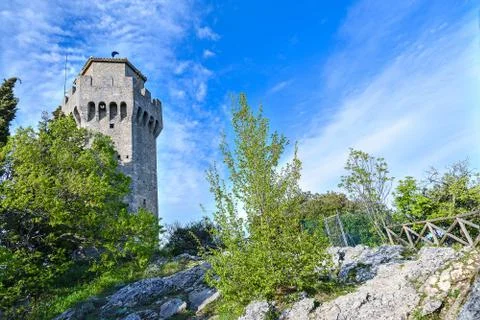 San marino third tower in a grandangular view Foto stock
