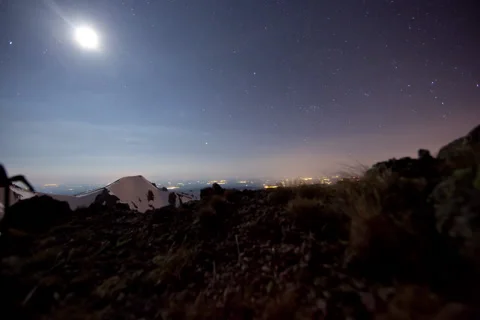 Sancy Night and Moon Timelapse in Winter 動画素材 86154291