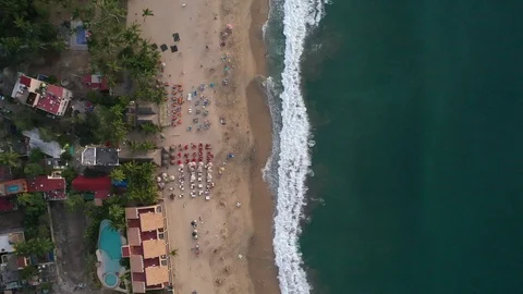 Sand and splash Видео 122629025