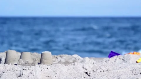 Sand Castle with Blurred Ocean Background 스톡 동영상 42438143