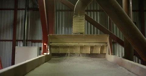 Sand dewatering dryer machine. Processing of sand drying vibrating conveyor. 動画素材 82245960