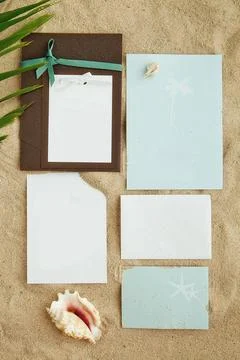 On sand empty cards on sand. free space for your text and images. Copyrigh... Stock-Fotos