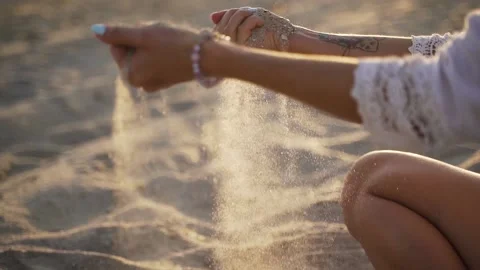 Sand falls in slow motion Stock Footage 138252558