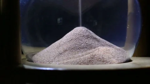 The sand in the hourglass Video stock 82652333