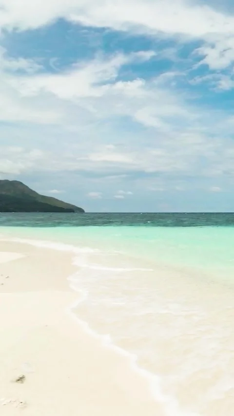 Sandbar in Camiguin Island. Philippines. Stock Footage 253080542