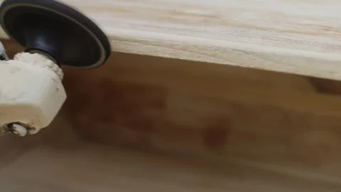 A sanding machine makes wood smooth, sanding the surface, wood is processed into Видео 256956390