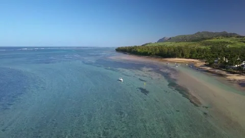 Sandy beach and clear Lagoon in BelOmbre, Mauritius Video stock 141722847