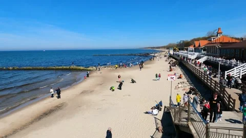 Sandy coast of the Baltic sea in spring Stock-Footage 194853134