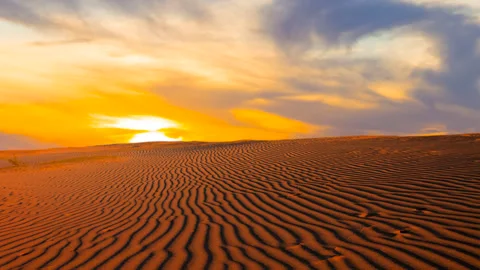 Sandy desert at the dramatic sunset time lapse scene Vídeos de archivo 249650167