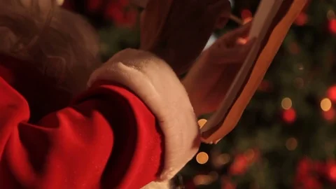 Santa answers mail 스톡 동영상 82020060