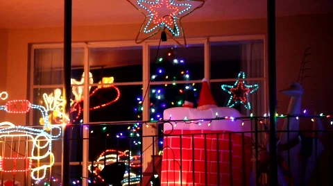 Santa in Chimney Video stock 301115