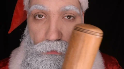Santa claus with baseball bat 库存影片 95653885