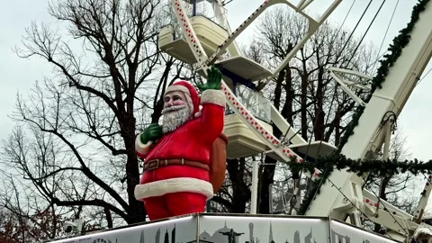 Santa Claus in Bergamo. Stock Footage 326286500