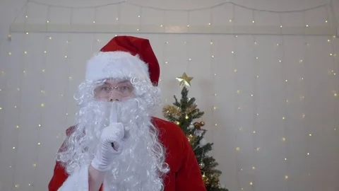 Santa making sure everyone is quite. Stock Footage 85063505
