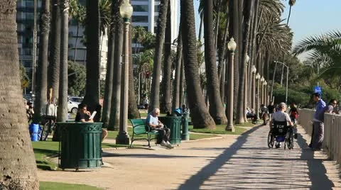 SantaMonicaWalkPath2 3504 Stock Footage 11232949