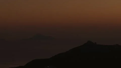 Santorini deep orange sky Video stock 321773346